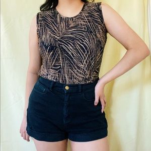 Vintage 90s / Y2K black leaf print sleeveless top